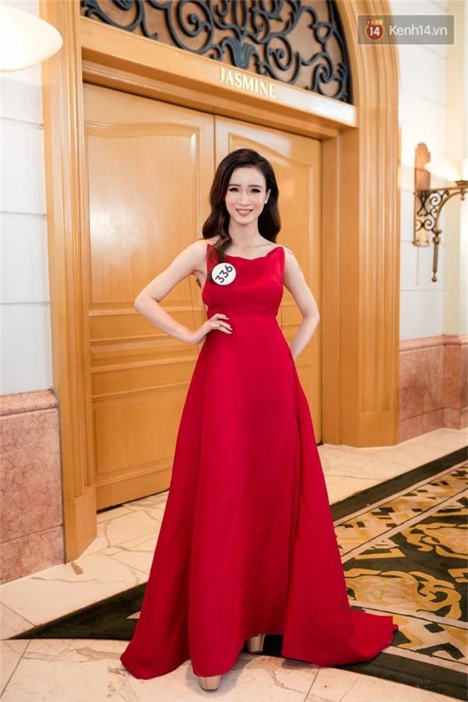 Hoa hậu Hoàn vũ Việt Nam đổ bộ miền Bắc: Tường Linh khoe vòng eo 53, mỹ nhân người dân tộc thiểu số gây chú ý - Ảnh 16.