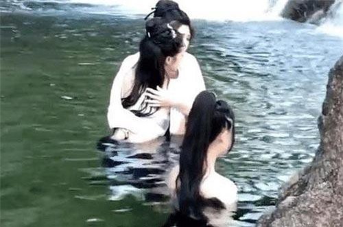 Các mỹ nhân Trung Quốc bị coi thường thế nào trên phim trường?