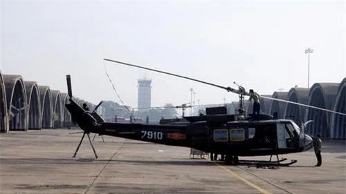 Trực thăng đa dụng hạng nhẹ UH-1H của Không quân Việt Nam. Ảnh: Báo Phòng không - Không quân.