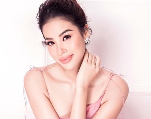 Sau một thời gian sống ở Mỹ, Phạm Hương tiết lộ lý do không quay trở lại showbiz