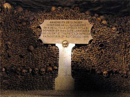 10 địa điểm đáng sợ trên thế giới