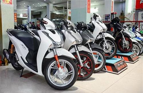 Giá xe máy tháng 9 quay đầu tăng mạnh