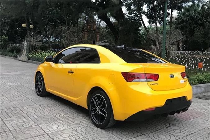 Chi tiet Kia Forte Koup tu 380 trieu dong o Ha Noi-Hinh-2