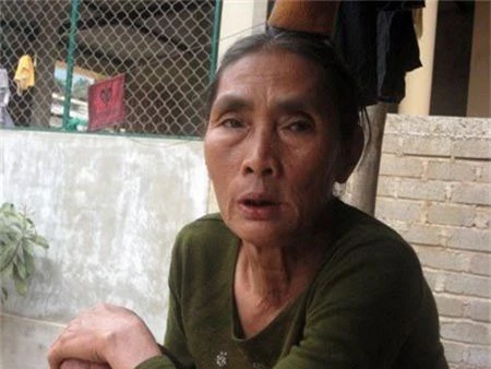 Bà Nguyễn Thị Tính - người bị con rắn khổng lồ đuổi khi tìm phế liệu
