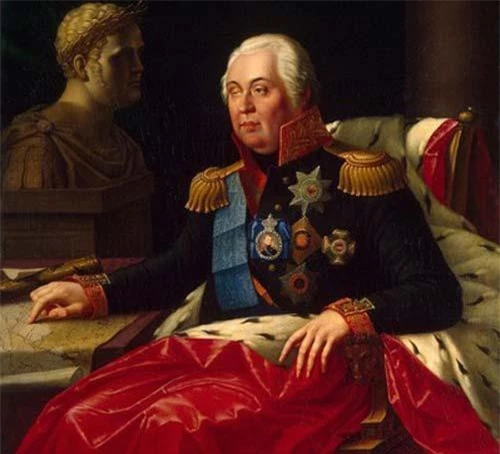 Gắn liền với giai đoạn hùng mạnh của Đế quốc Nga vào cuối thế kỷ 18 - đầu thế kỷ 19, Nguyên soái Kutuzov (Mikhail Illarionovich Kutuzov, 1745-1813) thường được các sử gia coi là nhà quân sự lỗi lạc nhất lịch sử nước Nga.