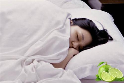 Bổ tư quả chanh rồi đặt đầu giường, sáng hôm sau ngủ dậy sẽ thấy ngay điều bất ngờ