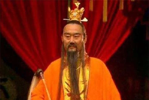 Tạo hình Trấn Nguyên Đại Tiên trong phim. Tạo hình Trấn Nguyên Đại Tiên trong phim.