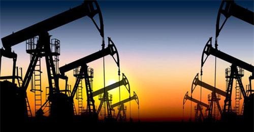 Giá dầu thế giới tăng kỷ lục do căng thẳng Trung Đông