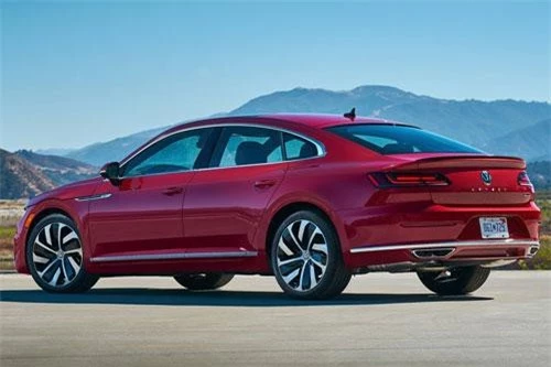 10. Volkswagen Arteon (doanh số: 11.157 chiếc).