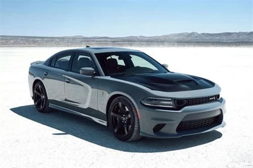 2. Dodge Charger (doanh số: 51.627 chiếc).