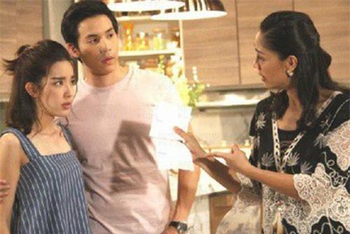 Thấy vợ bị mẹ mắng: "Bố mẹ cô điều tra nhà tôi hay sao mà ngày nào cũng gọi điện", chồng im lặng nhưng nhân cơ hội khác lại "tỉa tót" một phen