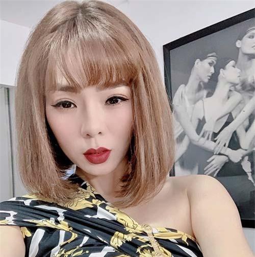 Lệ Quyên xinh như búp bê vì mạnh dạn làm điều này