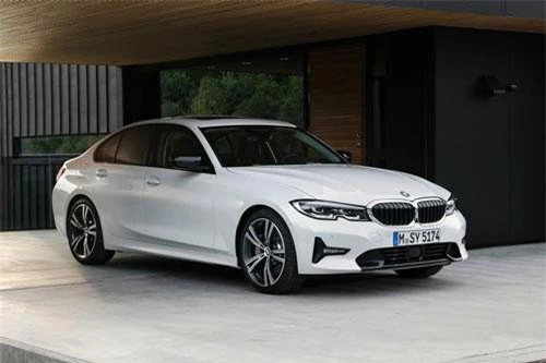 8. BMW 3 Series (doanh số: 170.226 chiếc).