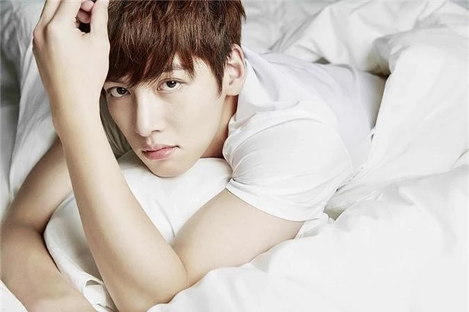 Body tac tuong, guong mat khong goc chet cua Ji Chang Wook-Hinh-10