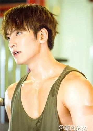 Buổi giao lưu của Ji Chang Wook với khán giả Việt Nam vào tối ngày 10/9 bị hủy vào phút chót. Lý do là có quá đông khán giả tại nơi diễn ra sự kiện.