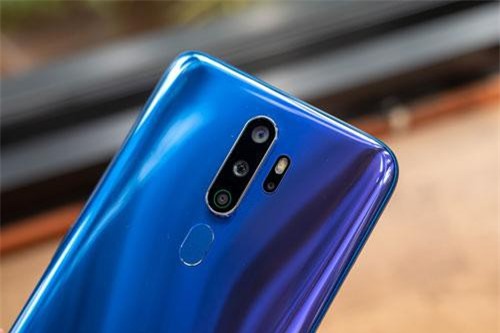Cận cảnh Oppo A9 2020: 4 camera, RAM 8 GB, pin 5.000 mAh, giá 6,99 triệu ở Việt Nam