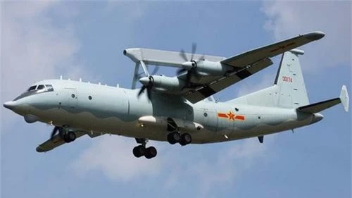 Máy bay chỉ huy cảnh báo sớm trên không KJ-200 trong một lần làm nhiệm vụ. Ảnh: China Military.