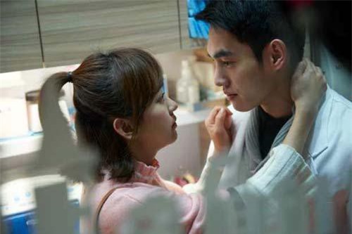 Đến ra mắt, mẹ bạn trai khiến tôi không nuốt nổi cơm vì ghê sợ