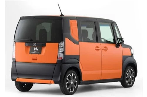 10. Honda N-Box (doanh số: 131.233 chiếc).