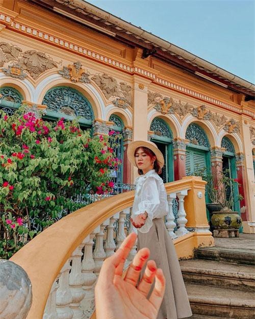 Ngôi nhà cổ đẹp hút mắt hội mê check-in ở xứ Tây Đô