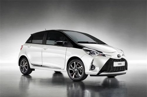 2. Toyota Yaris (doanh số: 226.512 chiếc).