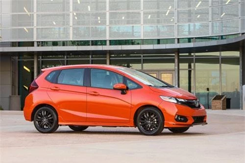 5. Honda Fit (doanh số: 166.113 chiếc).