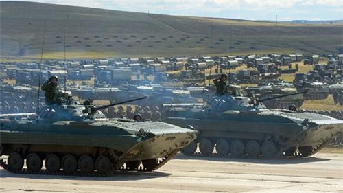 Hơn 20 nghìn khí tài Nga, Trung Quốc, Ấn Độ tham gia tập trận chiến lược Centre-2019