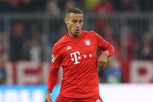 Tiền vệ: Thiago Alcantara (Bayern Munich).