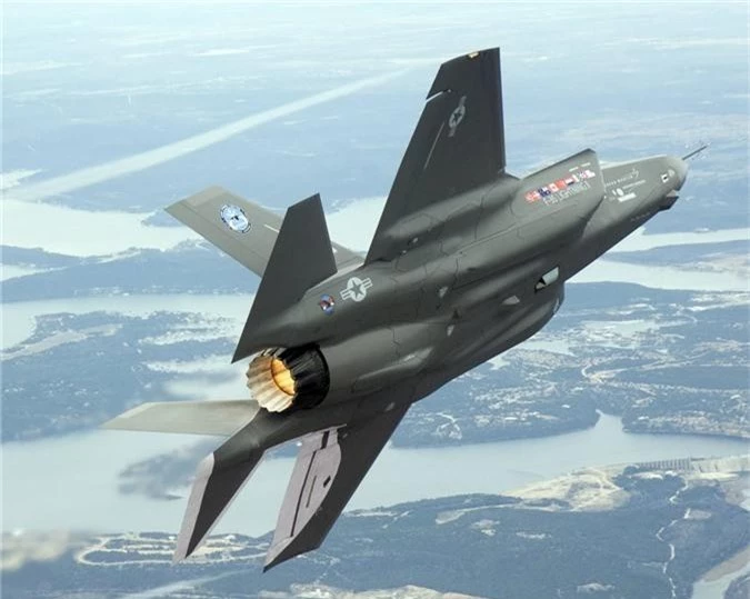 Ba Lan mua duoc F-35 tu My voi gia... dat gap doi quang cao-Hinh-5