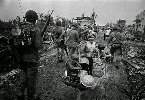 Ảnh chiến tranh Việt Nam lọt top ảnh ấn tượng năm 1968