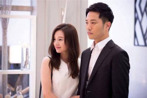 Chán chồng nghèo, tôi một bước lên xe sang bạc tỷ cùng nhân tình