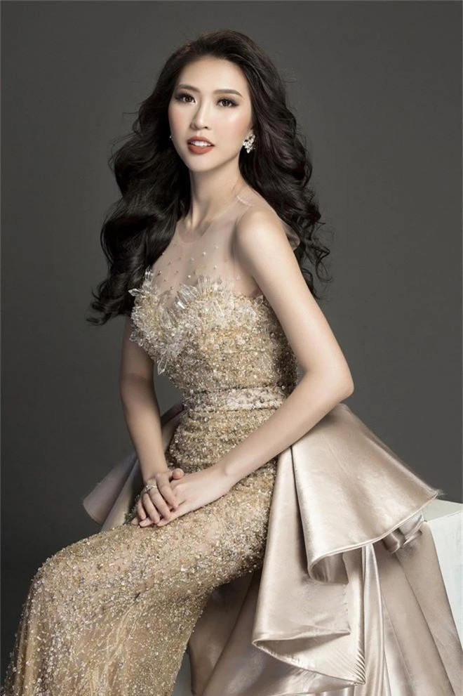Lộ 3 mỹ nhân được yêu thích nhất tại Hoa hậu Hoàn vũ: Thúy Vân - Tường Linh quá nóng bỏng, nữ sinh 2000 mới bất ngờ! - Ảnh 15.