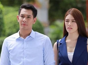 Cô vợ "vô tích sự" bị chồng bỏ để để cặp kè nữ doanh nhân, ngờ đâu 1 năm sau vợ tái xuất kỳ tích trên bàn đàm phán