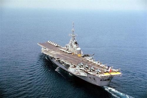 Trung Quốc suýt sở hữu tàu sân bay Pháp có tính năng ưu việt hơn hẳn Liêu Ninh