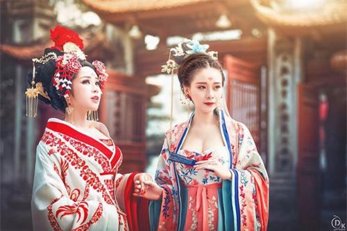 Chiêm ngưỡng bộ ảnh cosplay Võ Tắc Thiên đầu tư cực khủng