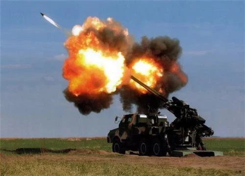 Pháo tự hành SH-1 bắn đạn tăng tầm lắp động cơ rocket. Ảnh: Military Today.