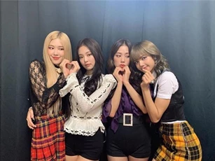 Mòn mỏi chờ đợi, cuối cùng chính Jennie cũng xác nhận BLACKPINK đang chuẩn bị album mới, sẽ come back vào cuối năm?