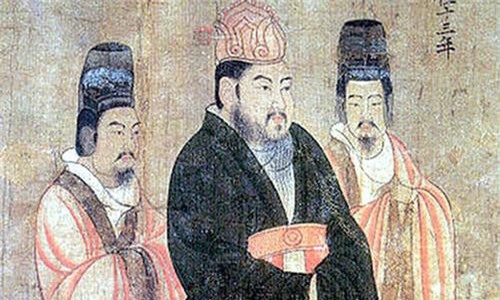 Hé lộ con đường lên ngôi hoàng đế của một người chăn ngựa