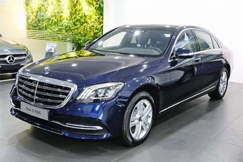 Mercedes-Benz S450L.