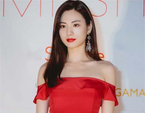 Mỹ nhân gây náo loạn khi tới Việt Nam vì quá xinh nhưng lại bị dân Hàn chê bai