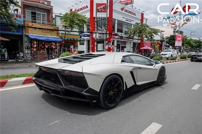 Sieu xe Lamborghini Aventador 50th Anniversario Nam tien-Hinh-8