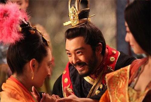 Hoàng đế Chu Ôn và những quái chiêu "phòng the"