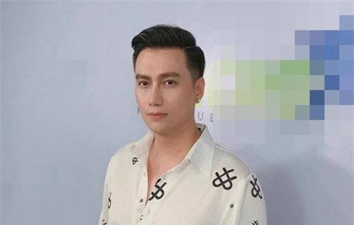 Hậu phẫu thuật thẩm mỹ, Việt Anh xuất hiện với ngoại hình đã dần ổn định nhưng vẫn bị "la ó" vì lại quá nữ tính