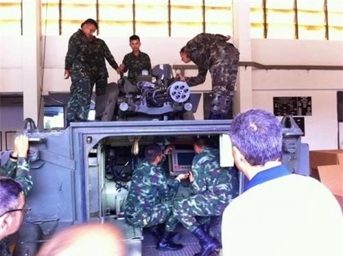 Màn hình hiển thị chức năng được lắp đặt bên trong khoang chiến đấu của M163 VADS. Ảnh: Thai Defence.