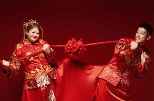 Vợ chồng xung khắc tuổi vẫn có thể hạnh phúc, trọn đời bên nhau nếu biết những cách hóa giải này