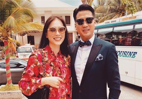 Đăng hình bên cạnh bạn trai Phillip Nguyễn, Linh Rin khiến người xem ghen tị vì độ tình cảm