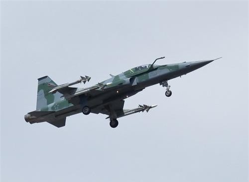 Chuyên gia Nga nói gì về viễn cảnh Việt Nam "gọi tái ngũ" tiêm kích F-5E?