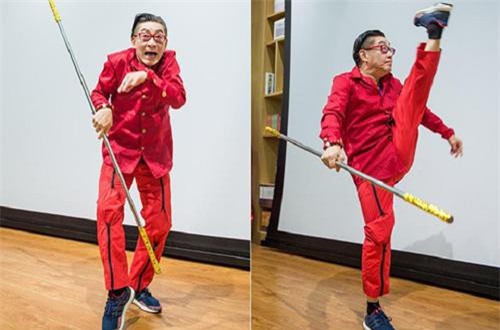 Lục Tiểu Linh Đồng vẫn múa gậy, làm trò ở tuổi 60