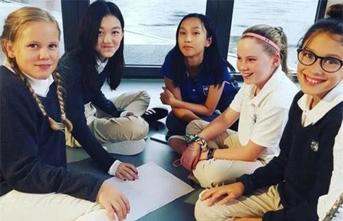 Con gái Vương Phi được sự chú ý khi theo học tại một trường quý tộc ở Thụy Sỹ