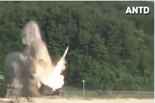 Loại vũ khí mạnh sau bom hạt nhân được Mỹ triển khai bao quanh Nga